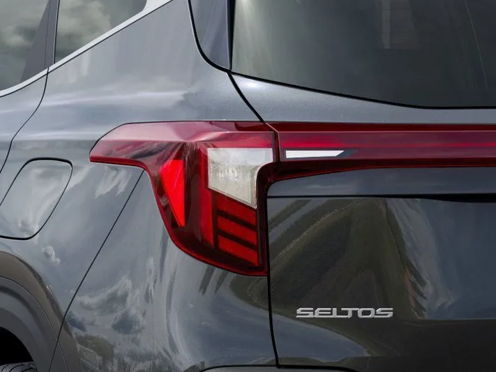 2026 Kia Seltos - view 11