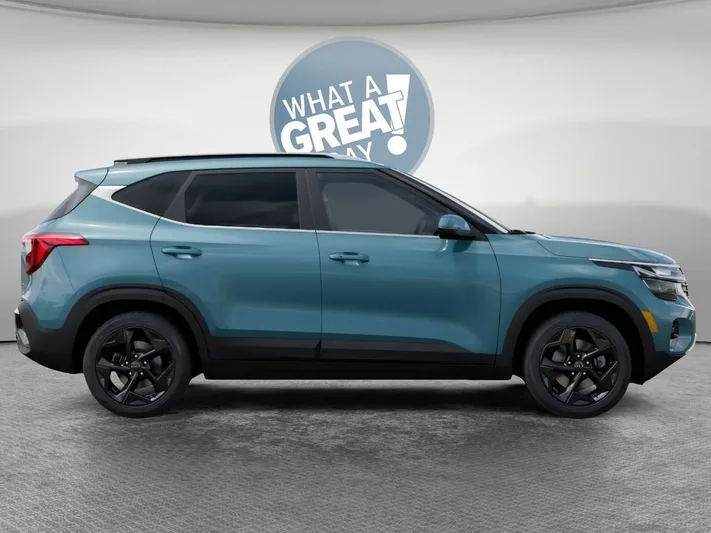 2026 Kia Seltos - view 7