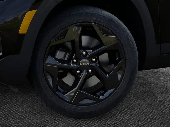 2026 Kia Seltos - view 9