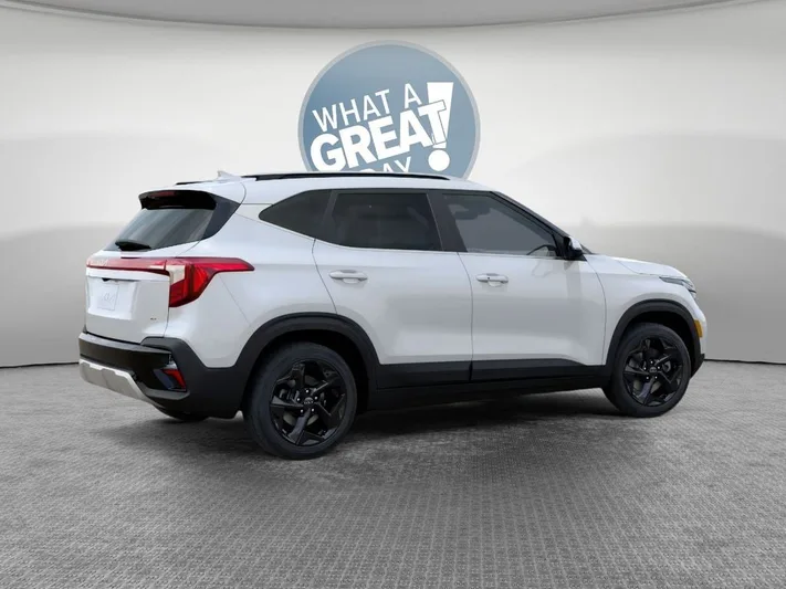2026 Kia Seltos - view 6