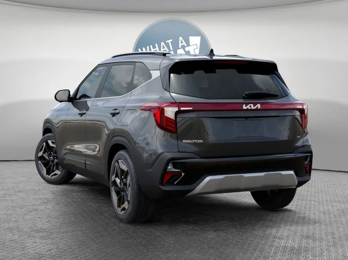 2026 Kia Seltos - view 4