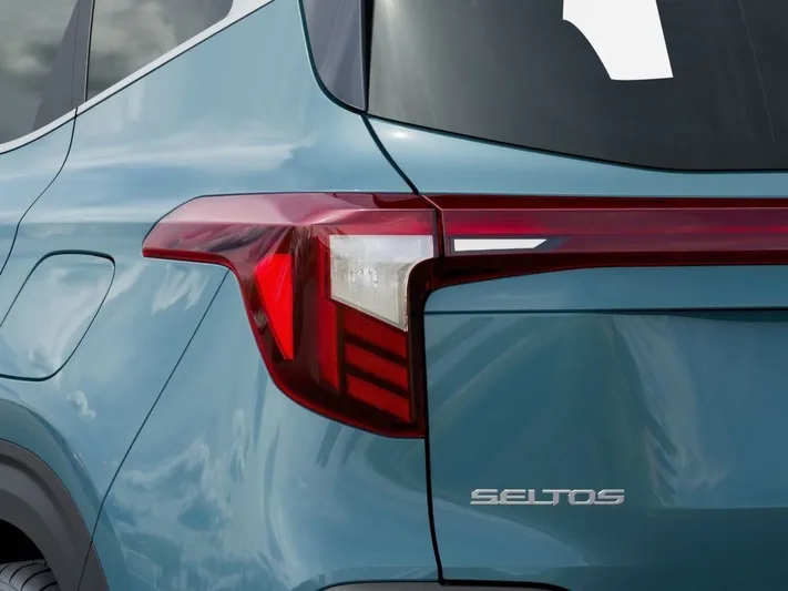 2026 Kia Seltos - view 11