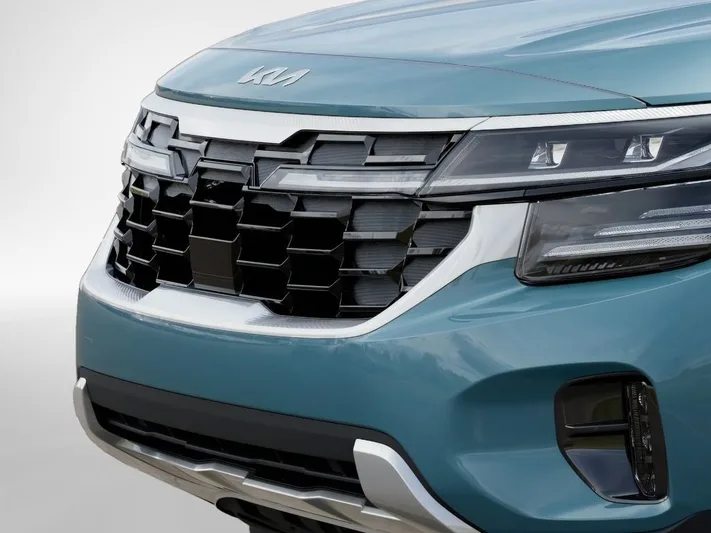 2026 Kia Seltos - view 12