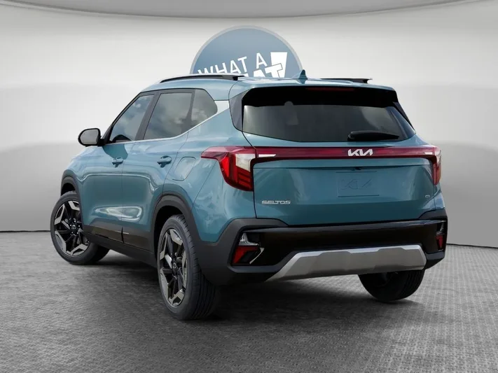 2026 Kia Seltos - view 4