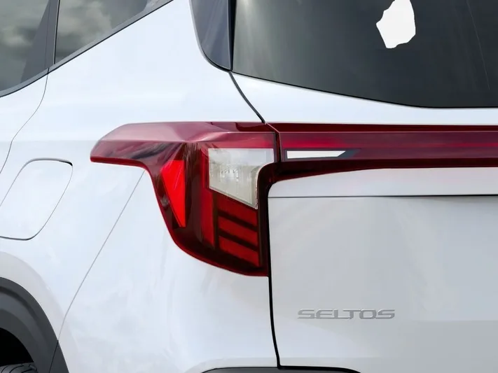 2026 Kia Seltos - view 11