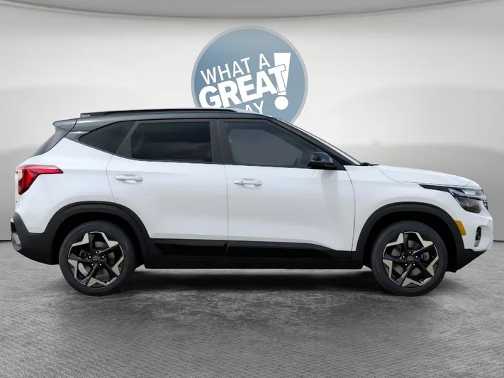 2026 Kia Seltos - view 7