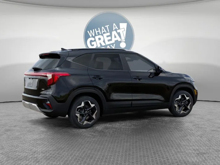 2026 Kia Seltos - view 6