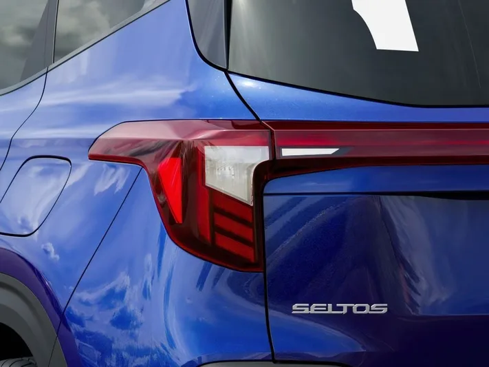 2026 Kia Seltos - view 11