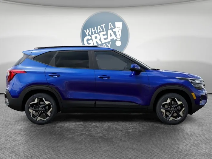 2026 Kia Seltos - view 7