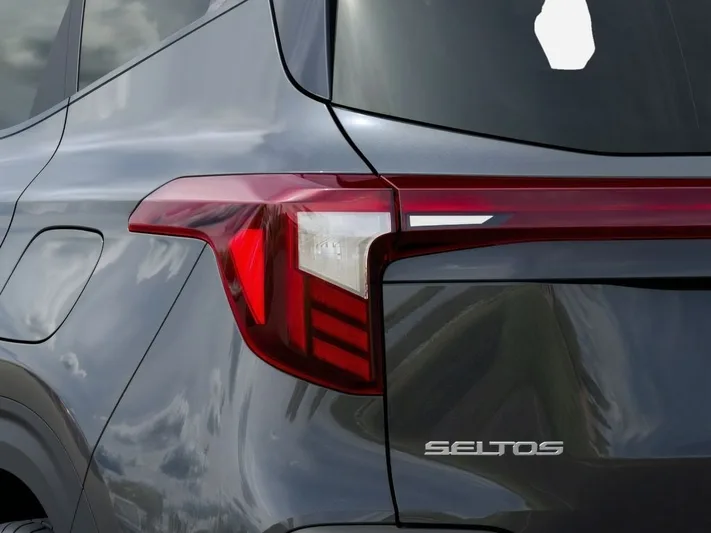 2026 Kia Seltos - view 11