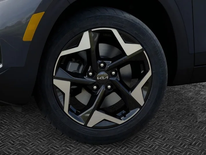 2026 Kia Seltos - view 9