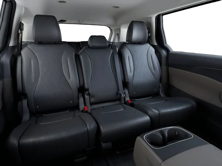 2026 Kia Carnival - view 16