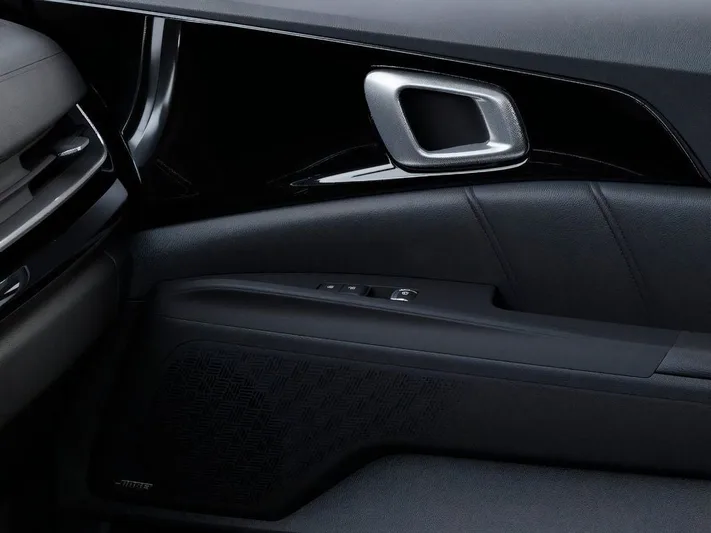 2026 Kia Carnival - view 25