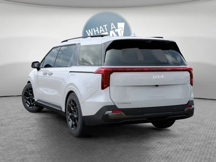 2026 Kia Carnival - view 4