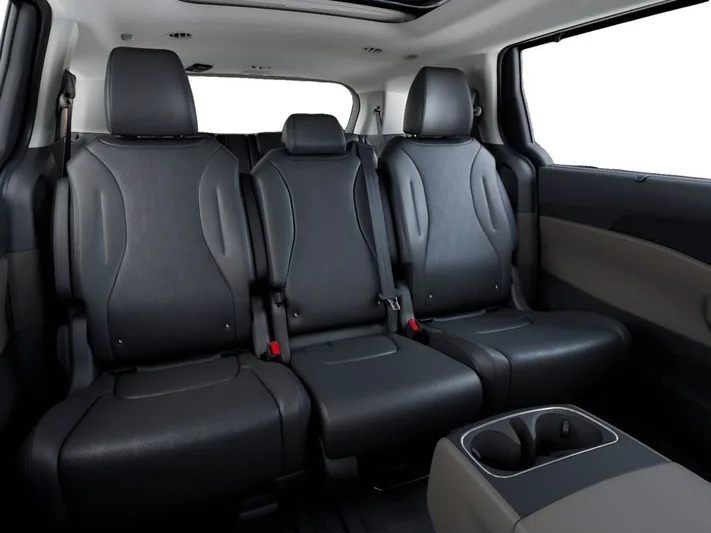 2026 Kia Carnival - view 16