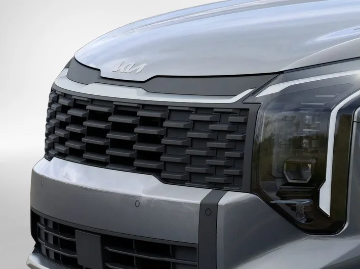 2026 Kia Sportage - view 12