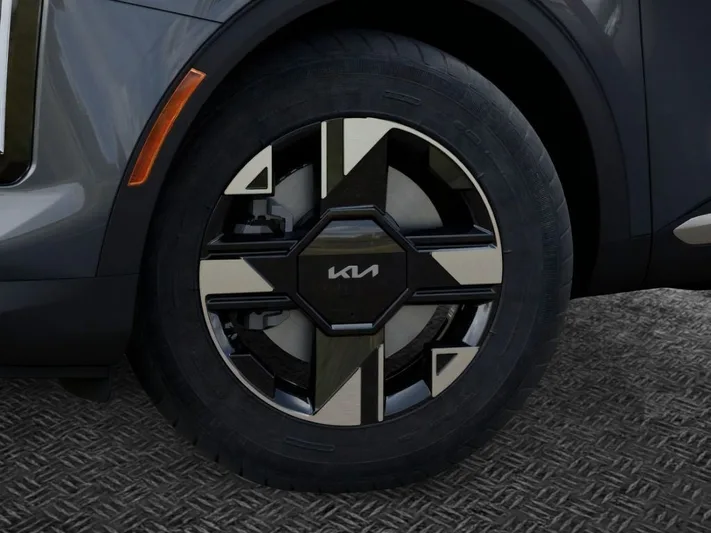 2026 Kia Sportage - view 9