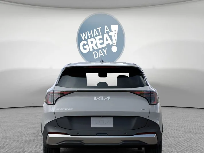 2026 Kia Sportage - view 13