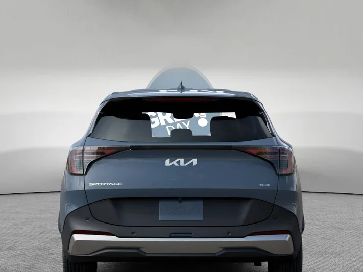 2026 Kia Sportage - view 13