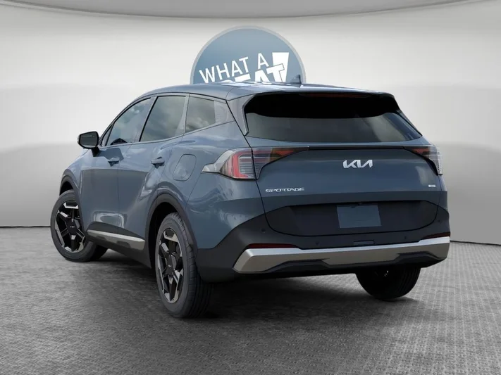 2026 Kia Sportage - view 4