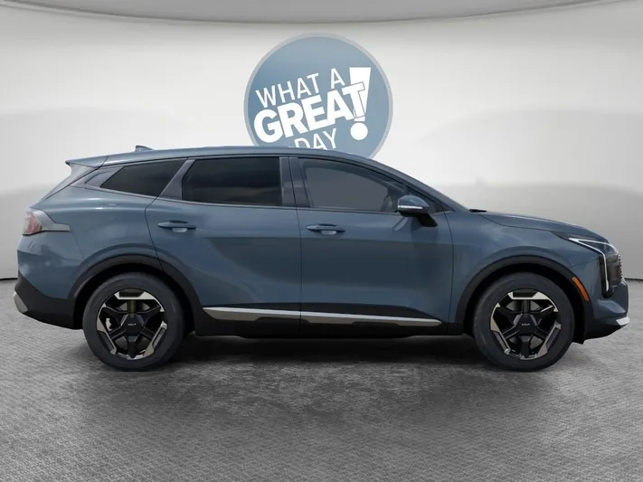 2026 Kia Sportage - view 7