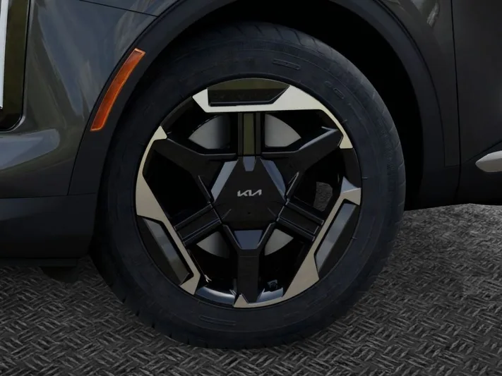 2026 Kia Sportage - view 9
