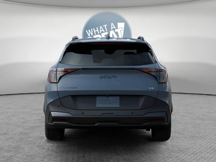 2026 Kia Sportage - view 13