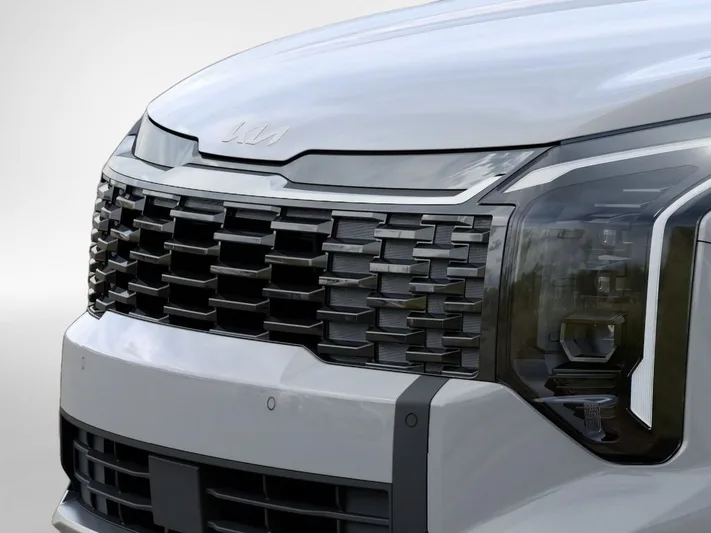 2026 Kia Sportage - view 12