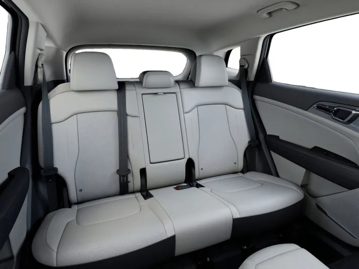 2026 Kia Sportage - view 16