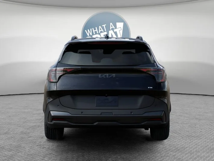 2026 Kia Sportage - view 13