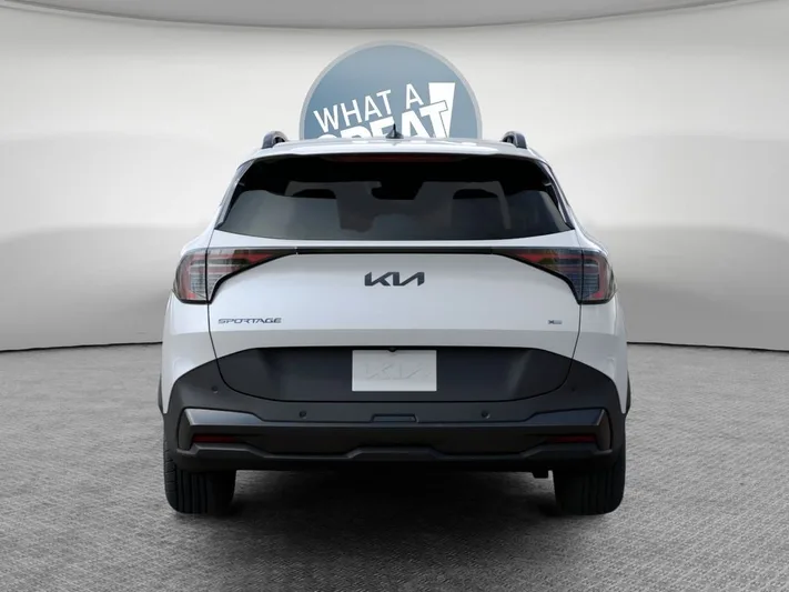 2026 Kia Sportage - view 13
