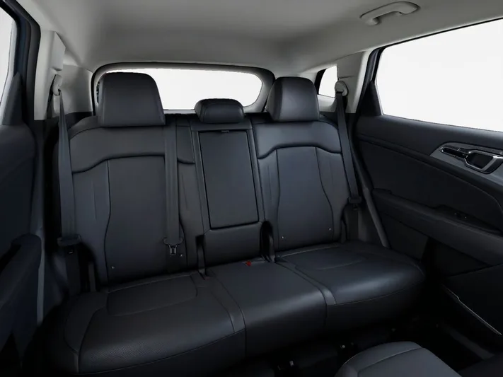 2026 Kia Sportage - view 16