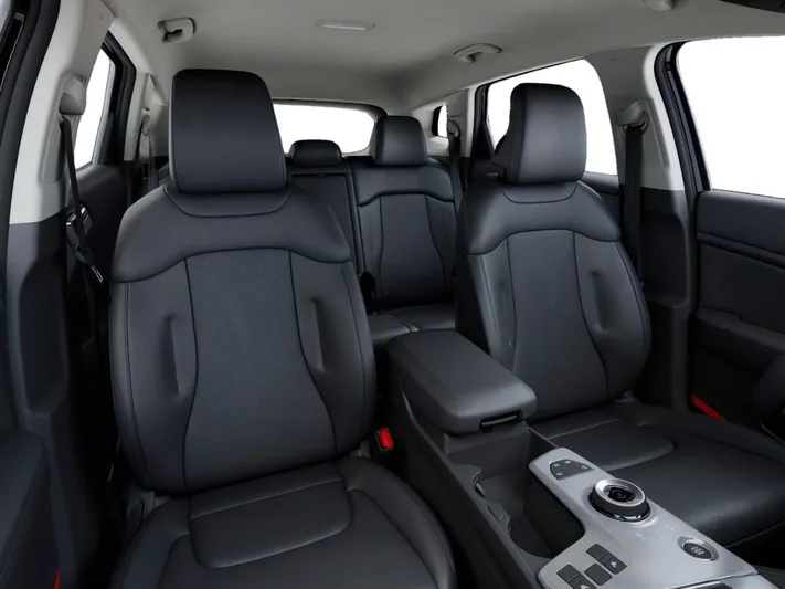 2026 Kia Sportage - view 15