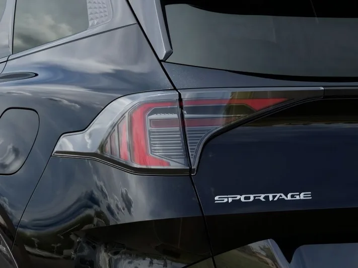 2026 Kia Sportage - view 11