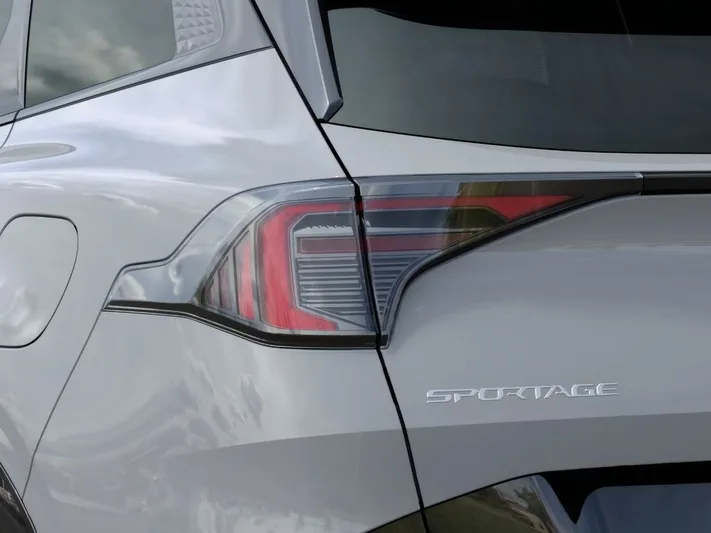 2026 Kia Sportage - view 11
