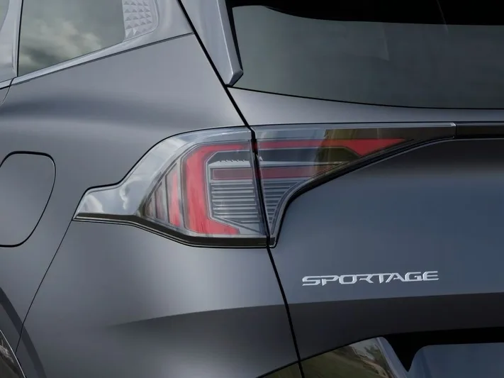 2026 Kia Sportage - view 11