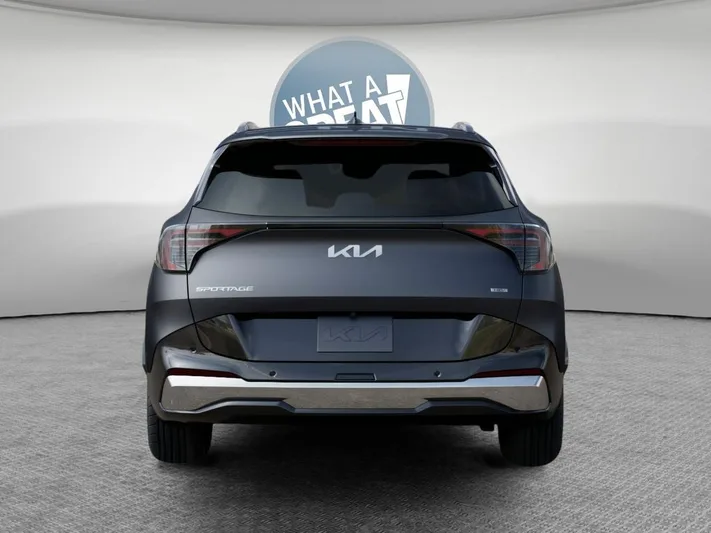 2026 Kia Sportage - view 13