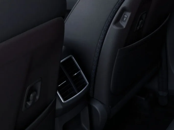 2026 Kia Sportage - view 26