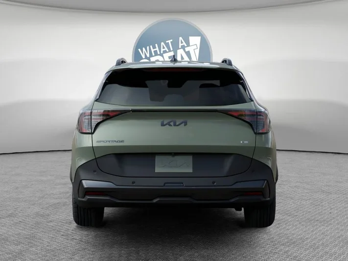 2026 Kia Sportage - view 13