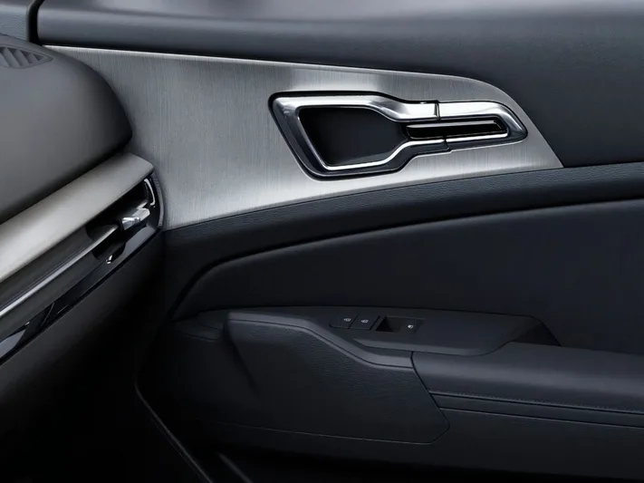 2026 Kia Sportage - view 25