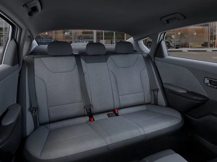 2025 Kia K4 - view 16