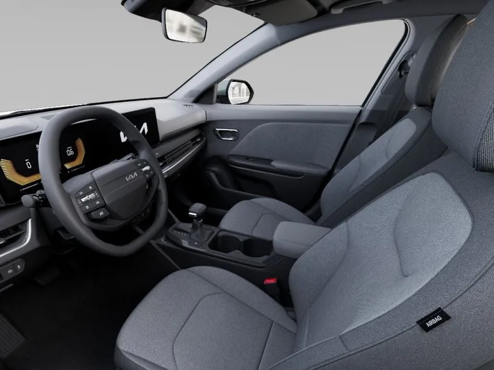 2026 Kia K4 - view 17