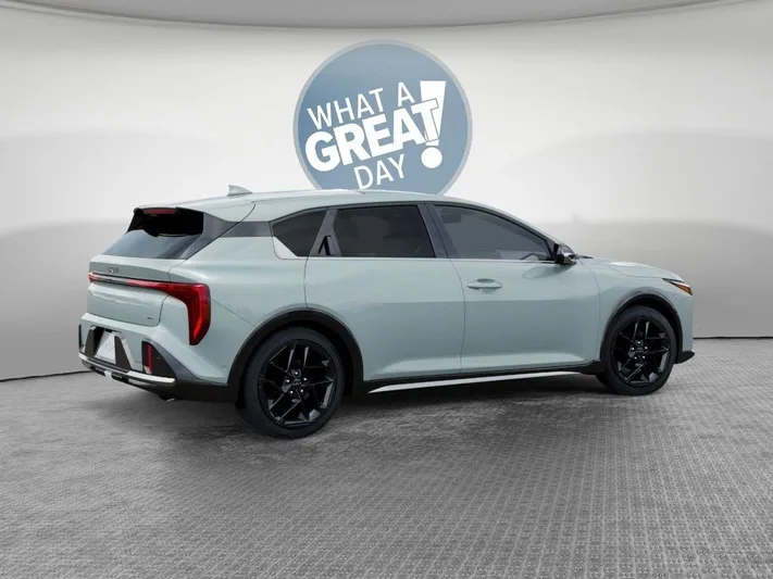 2026 Kia K4 - view 6