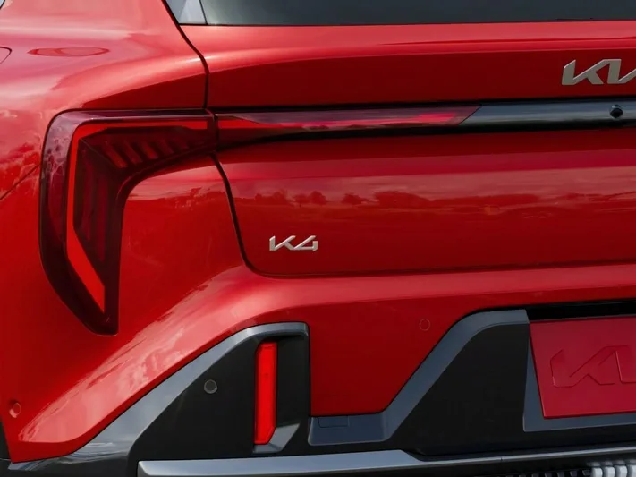 2026 Kia K4 - view 11