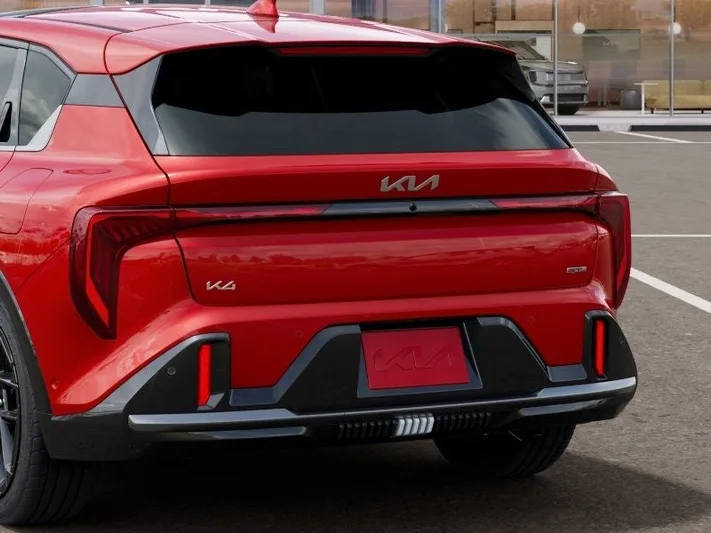 2026 Kia K4 - view 13