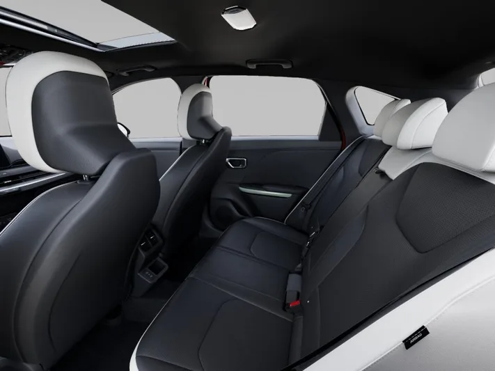 2026 Kia K4 - view 18