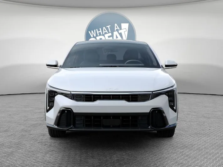 2025 Kia K4 - view 2