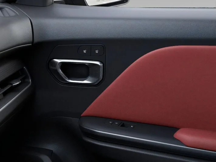 2025 Kia K4 - view 25