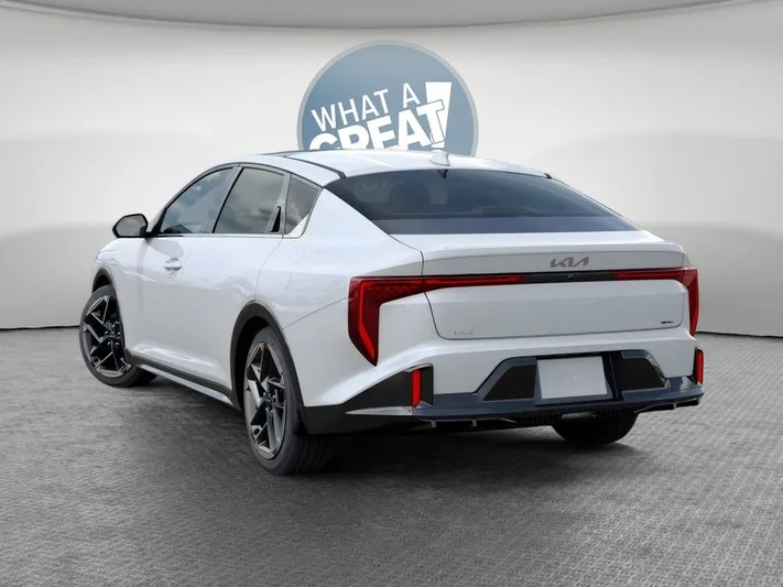 2025 Kia K4 - view 4