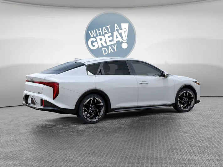 2025 Kia K4 - view 6